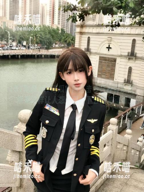 51吃瓜官网直击今日新鲜瓜讯，便是这样让人想一口咬下去的冲动呀！