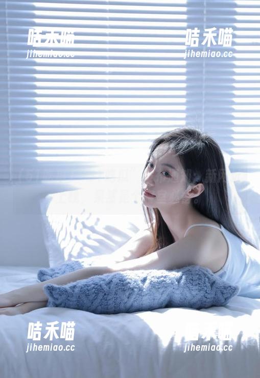 “51吃瓜”发布通知：新网址上线，果然是个寝室必备。