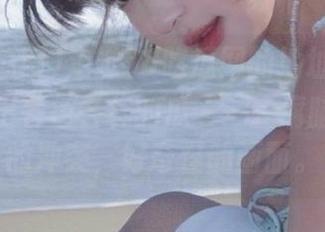 走过58吃瓜网的地址，脑海里浮现出各色各样的瓜——豆腐脑和热狗的冲突，好奇怪的画面。