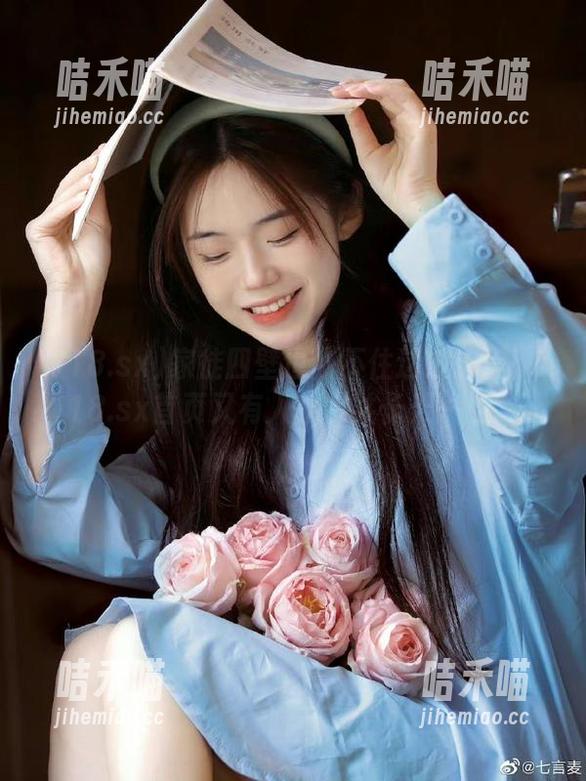 家徒四壁也耐不住这波流言！718.sx首页又有人秋水共长天一色。