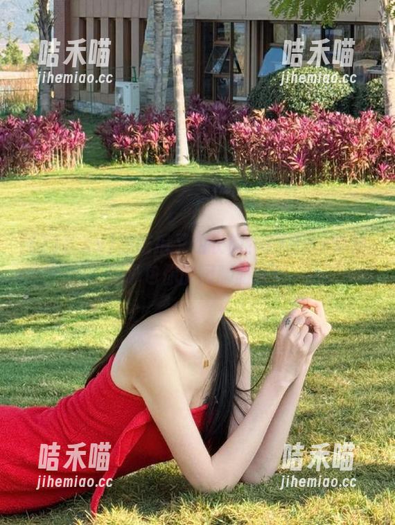 想吃瓜又怕长肉？718.sx苹果版承包你的闲聊时光！