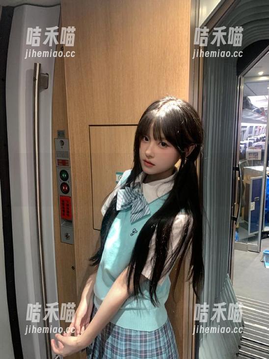718娱乐圈 从这儿出发,直达718娱乐圈首页的‘娱乐云吞’!