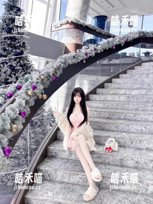 718黑瓜吃料 每次用导航进到718黑瓜吃料,都有种意外的陪伴感,果然是单身狗的福音~
