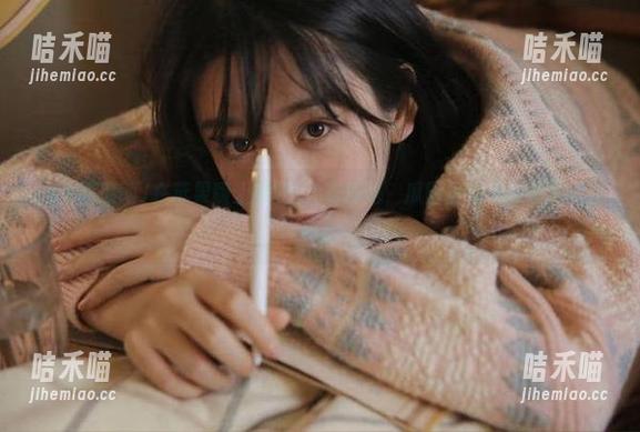 在苹果版上探秘91吃瓜网，瓜田里的八卦花开得正好！