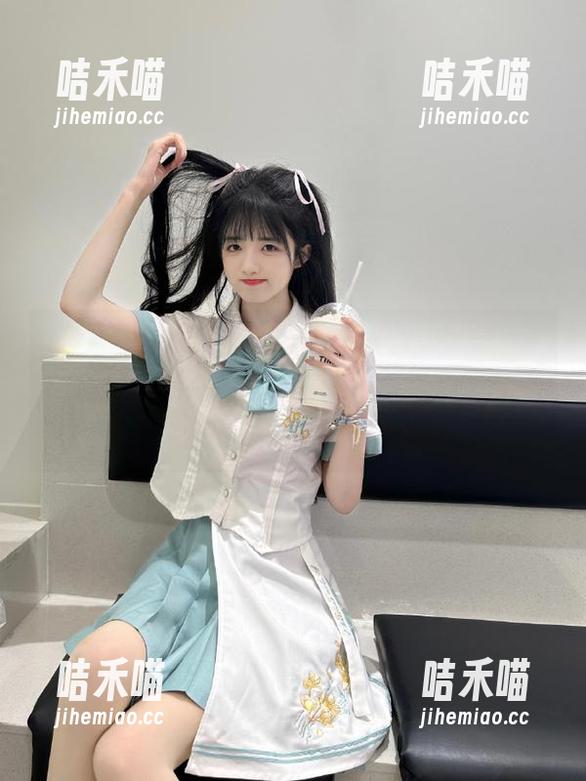 瓜什么都能炒个新花样，观看“91黑料”，心里痒痒的，等着下一出猛料！