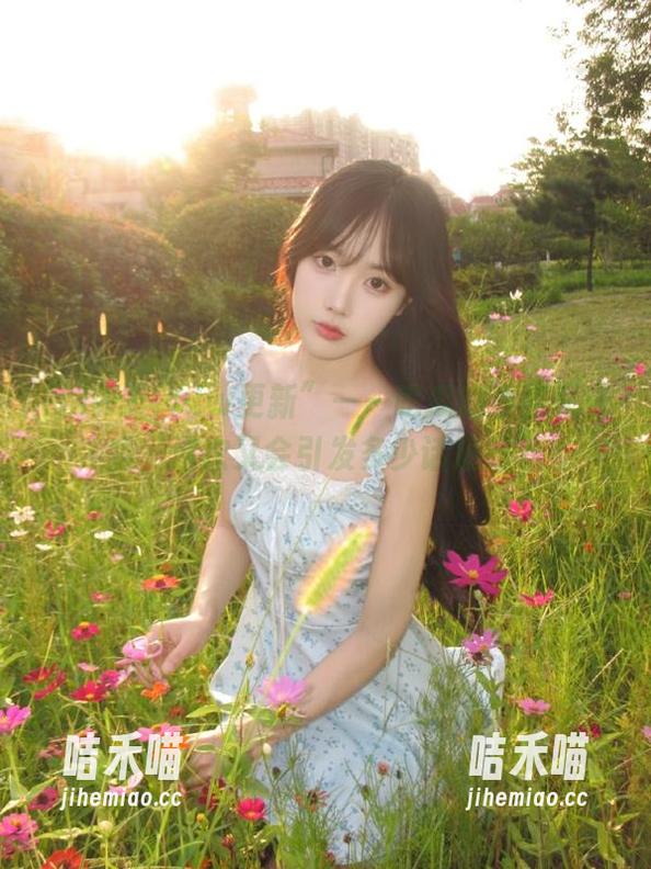“hlw更新”——吃瓜的姿势又升级，这次又会引发多少话题呢？