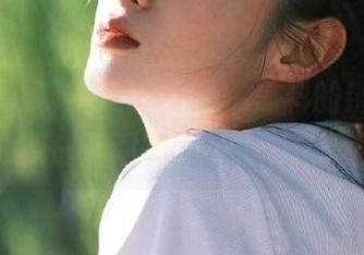 点击www.黑料的链接，发现我也变成了闲聊高手不过话说回来…