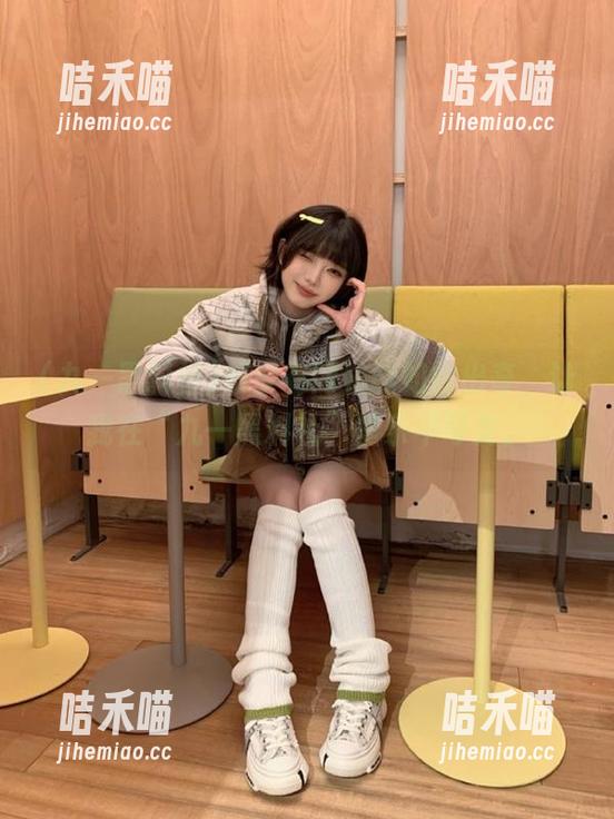 九一黑料社 很少有网站能如此出奇,让我在“九一黑料社”里乐不可支。