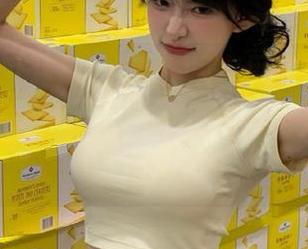 打开五一吃瓜官网，神秘的线路仿佛在召唤我，不来点什么都甩手不握门！