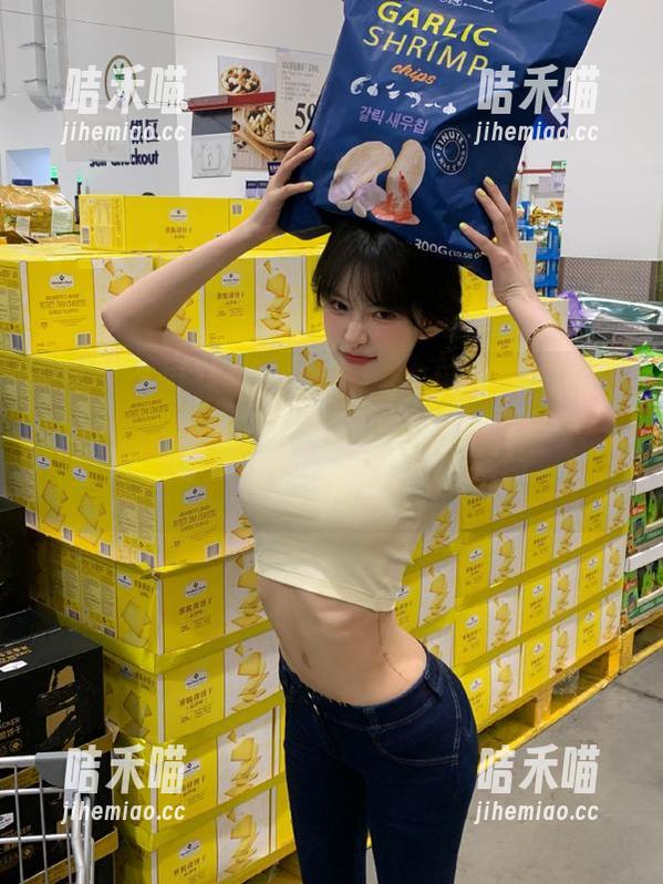 打开五一吃瓜官网，神秘的线路仿佛在召唤我，不来点什么都甩手不握门！
