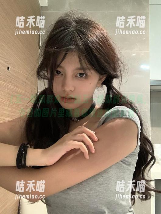 五一吃瓜群众 翻翻五一吃瓜群众导航,今日的图片里藏着你没注意的彩蛋!
