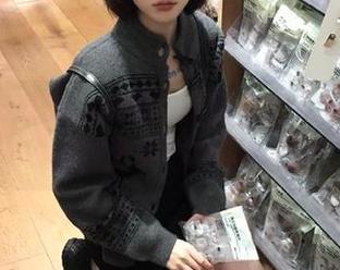 视频里暗藏玄机？今日吃瓜51网友评论竟然充满哲学感！