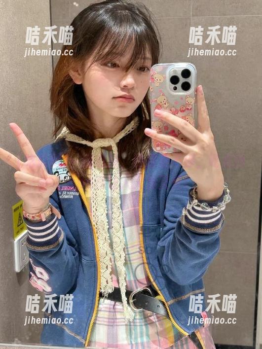 一键链接，热搜看不停，吃瓜网app真让人又爱又恨！