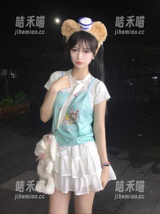 登录吃瓜网，看我如何在线撸串，无需排队哦～