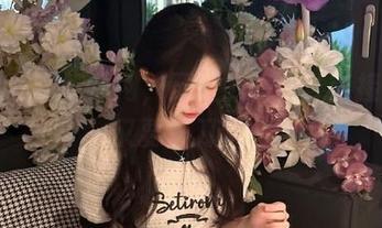 吃瓜网，网页上的八卦链接好像又要磨刀了～