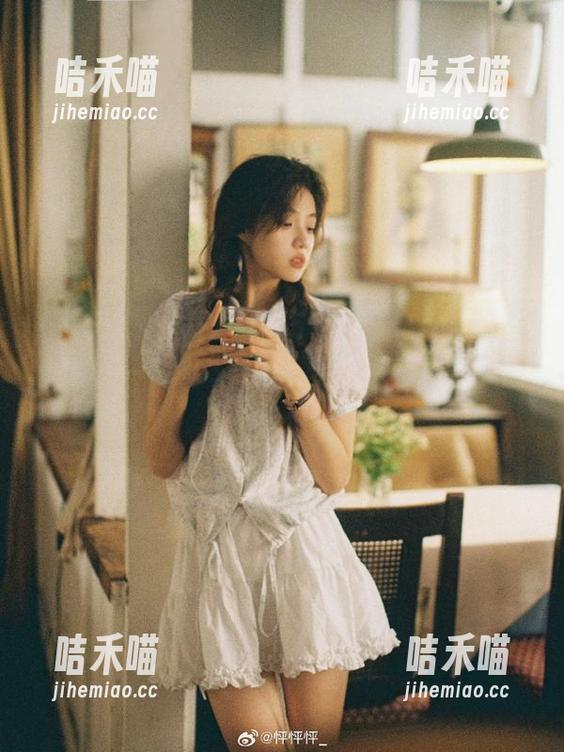 吾爱吃瓜 吾爱吃瓜51cg发布:当吃瓜变成了一种职场修行,热门大瓜教会我苦中作乐!