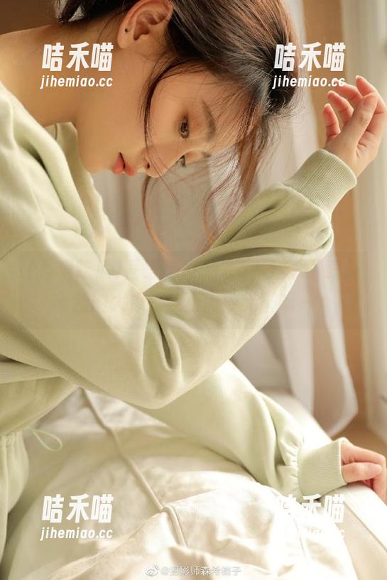 吾爱吃瓜 吾爱吃瓜51cg,继续下载最新的大瓜,反正闲得无聊嘛~