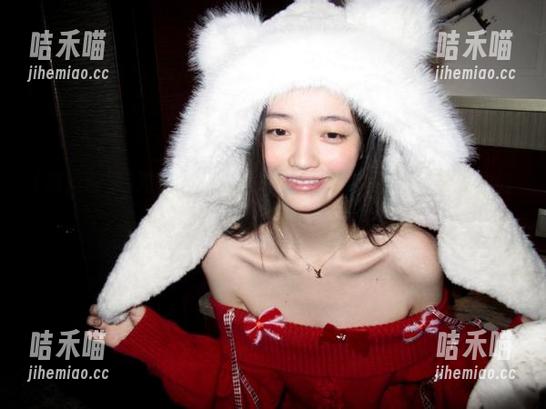 海角吃瓜永久传送门，黑料疯狂来袭，收好你的瓜！