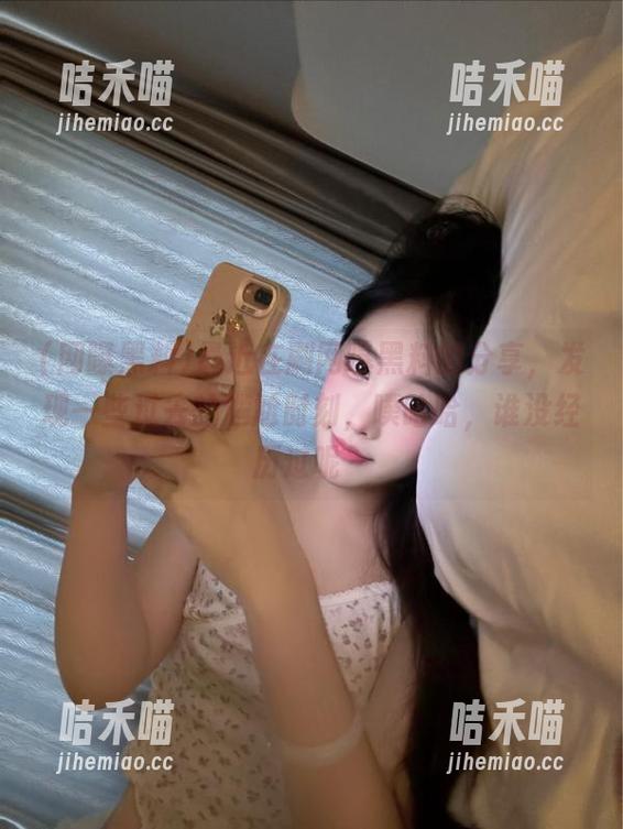 网曝黑料 最近在刷网曝黑料的分享,发现一些过去的尴尬时刻,噗哈哈,谁没经历过呢~