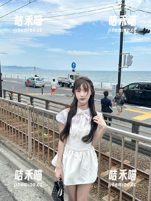 黑料91 观看“黑料91”,时间都停滞在我细腻的猎奇心上。