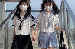 黑料不打烊tttzzz万篇长征最新入口：小心，情绪过山车，随时可能尖叫！