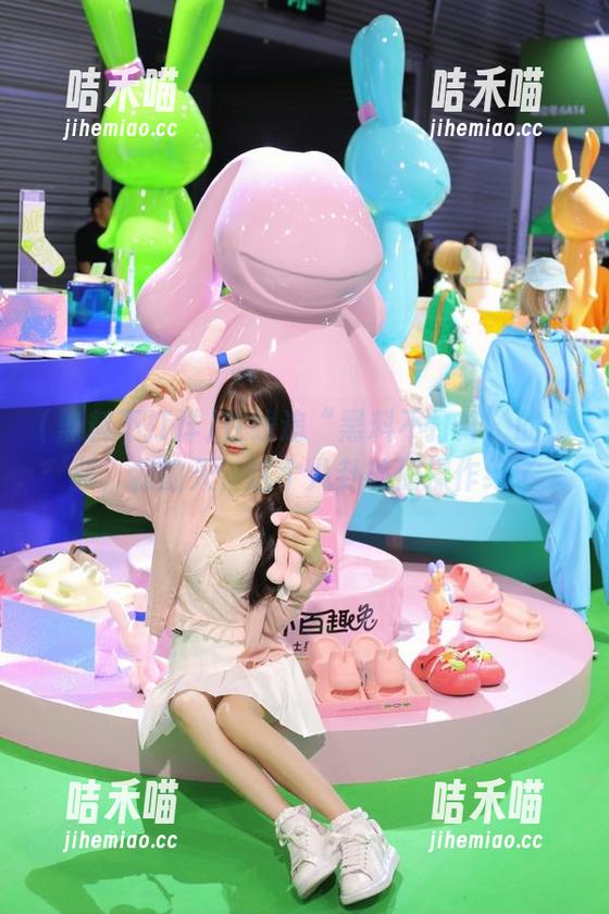 黑料不打烊 在线追“黑料不打烊”的视频,我的天,这个八卦神仙操作绝了
