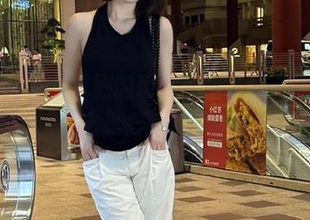 追剧的同时别忘了看“黑料在线”链接，这里都有着无法抗拒的瓜。