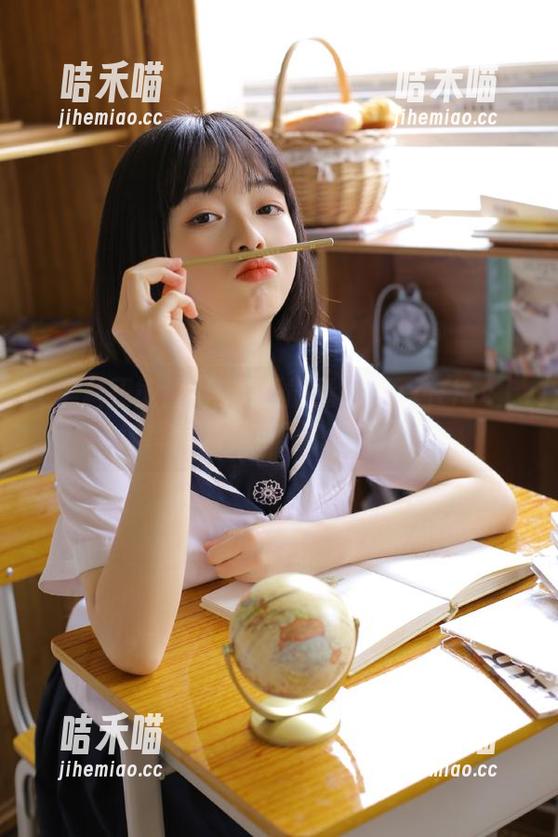 黑料正能量 黑料正能量index在ios上演绎:八卦与正能量的碰撞