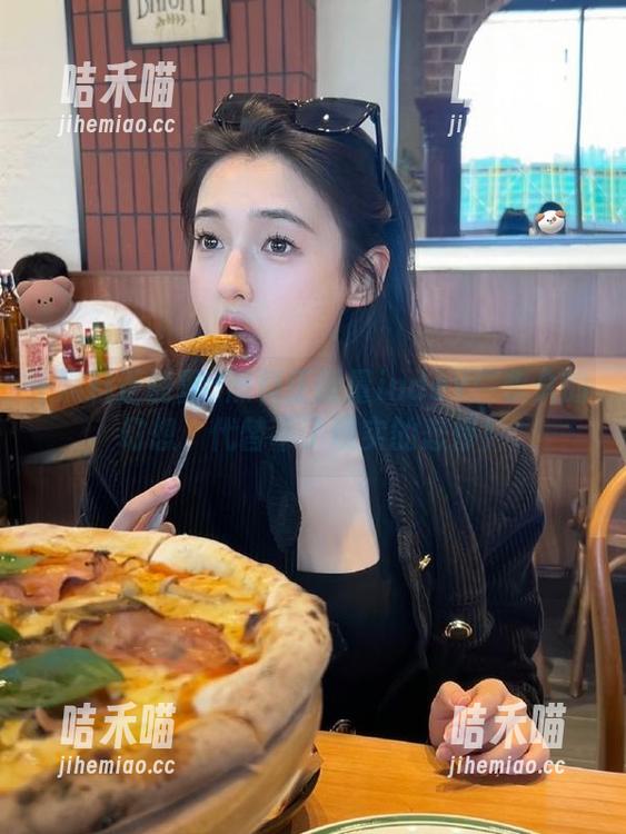 黑料正能量 黑料正能量index:永久的幻想,代替不了现实的悲惨!