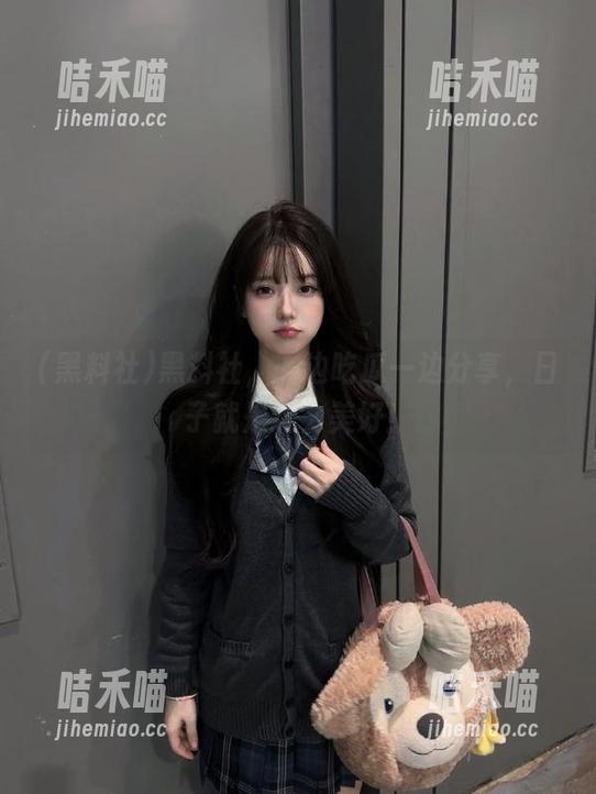黑料社，一边吃瓜一边分享，日子就是这么美好！
