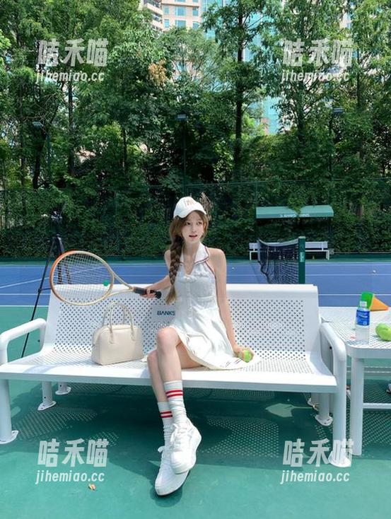 每次点开www.黑料网的视频，我都在想：我不会后悔吧？