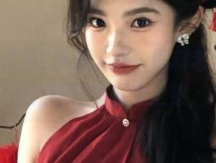夜深人静，黑料老司机的资源依旧在噼里啪啦地上架，哈哈