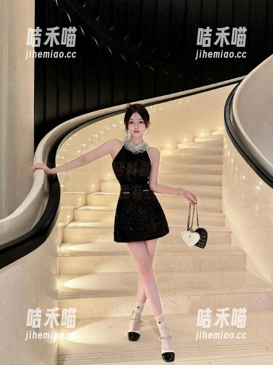 又来黑网料最新吃瓜，围着八卦转的我有点晕…